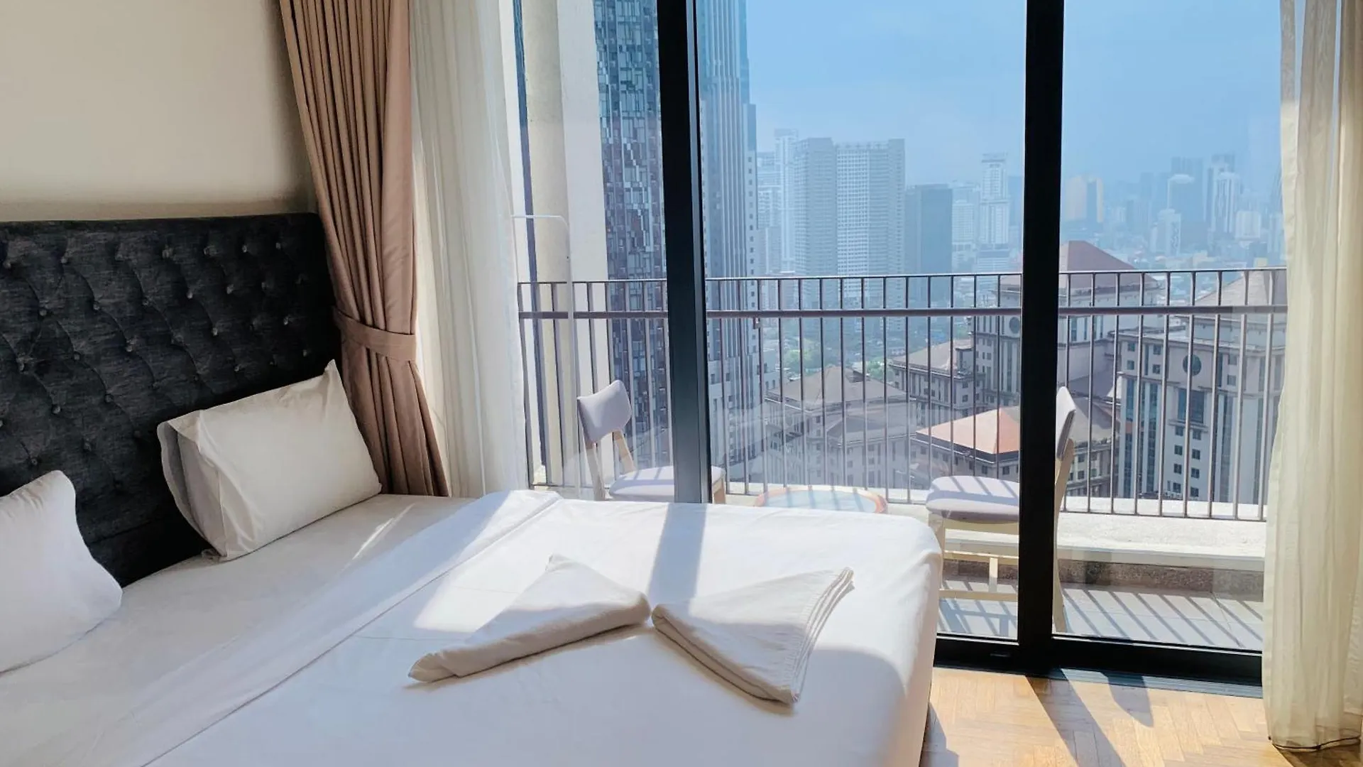 The Mews Suites Klcc By Luna Kuala Lumpur 0*,