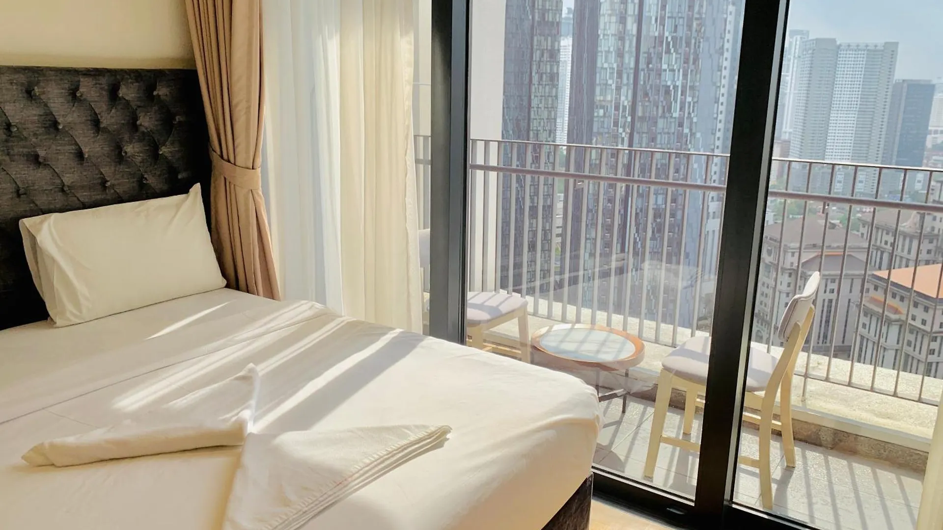 קואלה לומפור The Mews Suites Klcc By Luna
